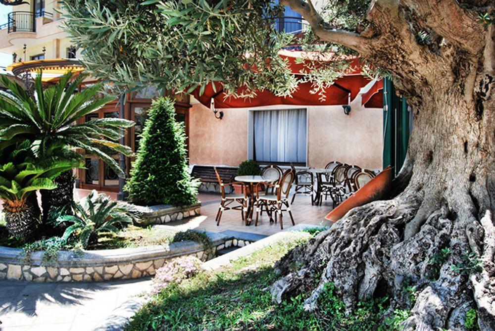 Hotel La Fayette Licola Exterior photo